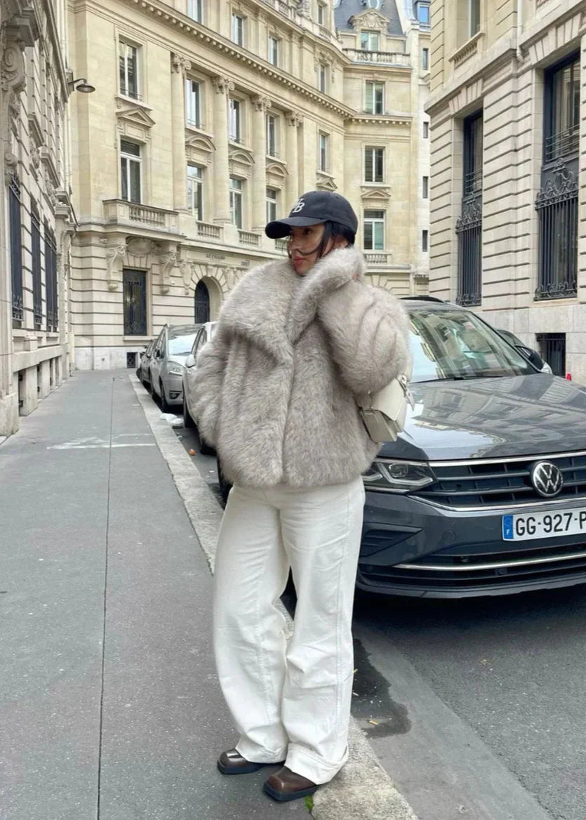 Fluffy fur-Manteau